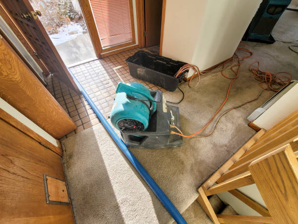 Local water damage restoration in Dixon Lane Meadow Creek, CA